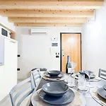 Romantic Flower By Ca-sa Check Apartamento Chioggia