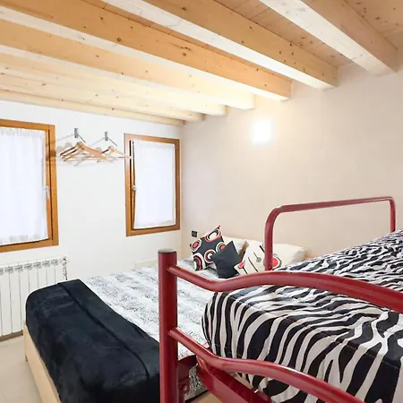 Romantic Flower By Ca-sa Check Apartment *